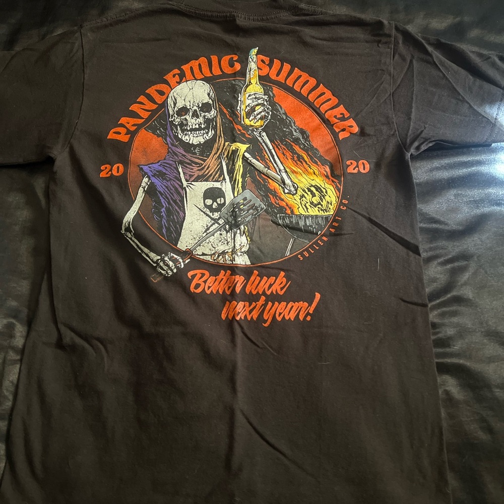 Pandemic tee